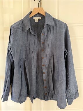 WD.NY Chambray Button-Down Shirt in Blue